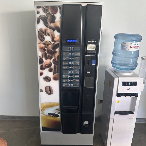 Saeco Cristalo 400 Coffee Vending Machine