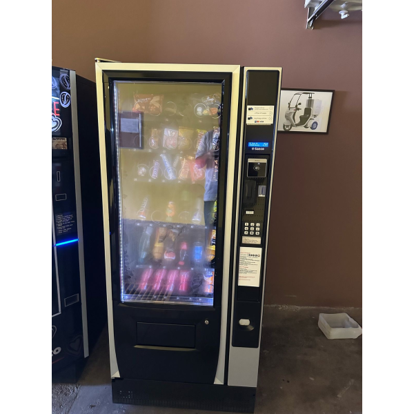 Saeco Megacold S Food & Snack Vending Machine
